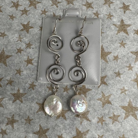 NWOT Real Silver & Genuine Coin Pearl Dangling Earrings - Picture 3 of 4